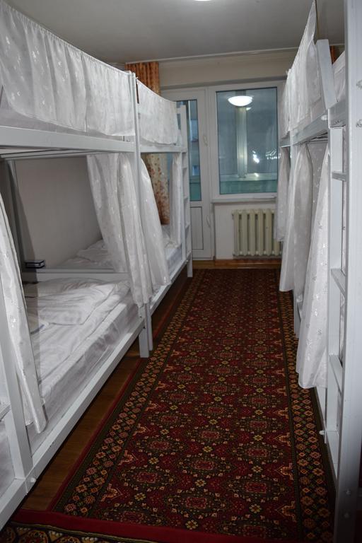 Camel Track Guesthouse And Tour Operator Llc Уланбатар Стая снимка